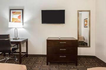 Signature Galleria Otel 2*